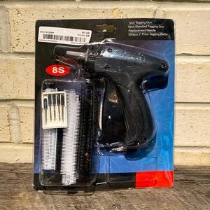 Tagging Gun- New In Box